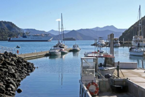 Oxley's Superior Apartment, Picton
